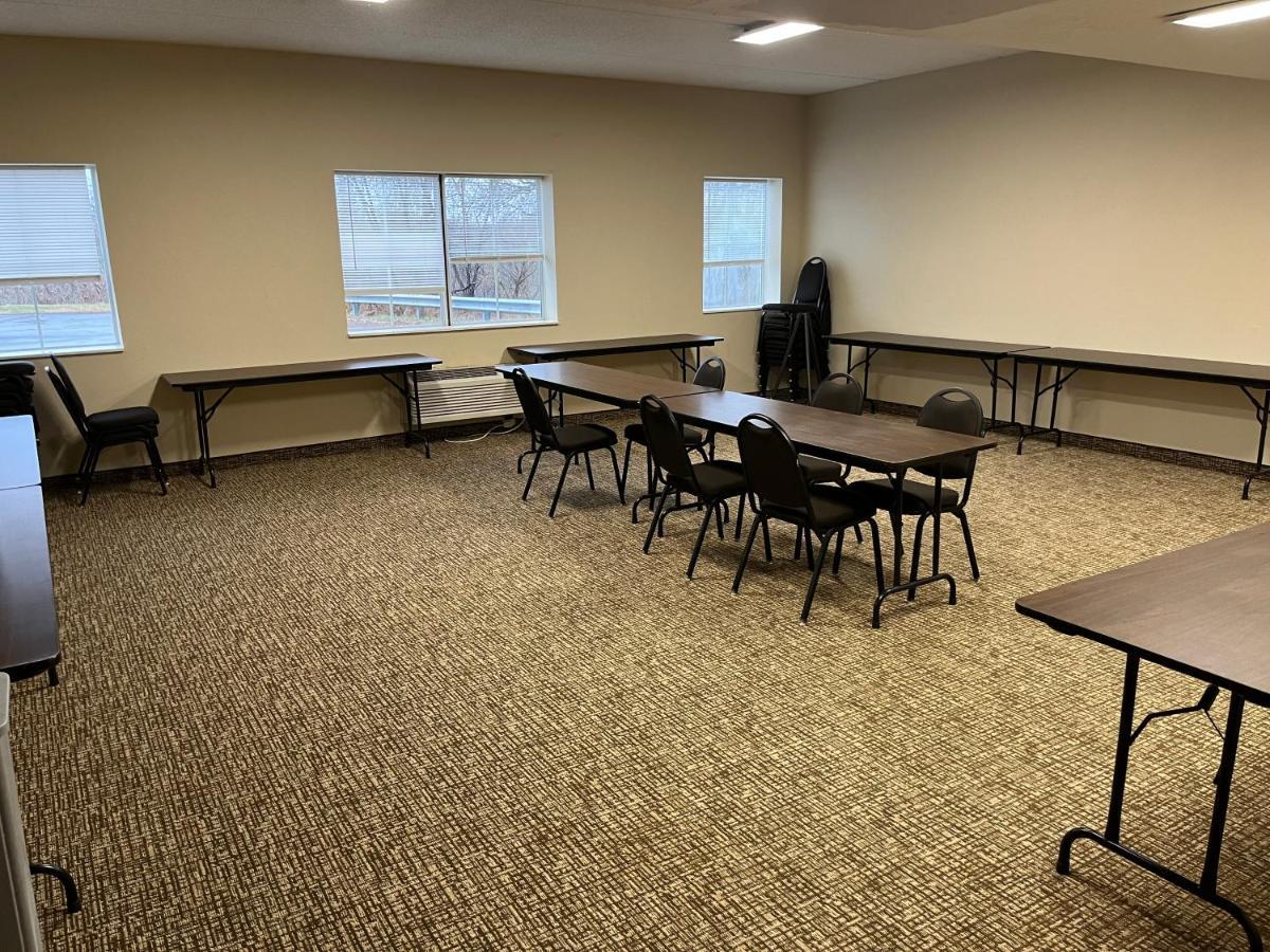 Wingate By Wyndham Pittsburgh West Mifflin